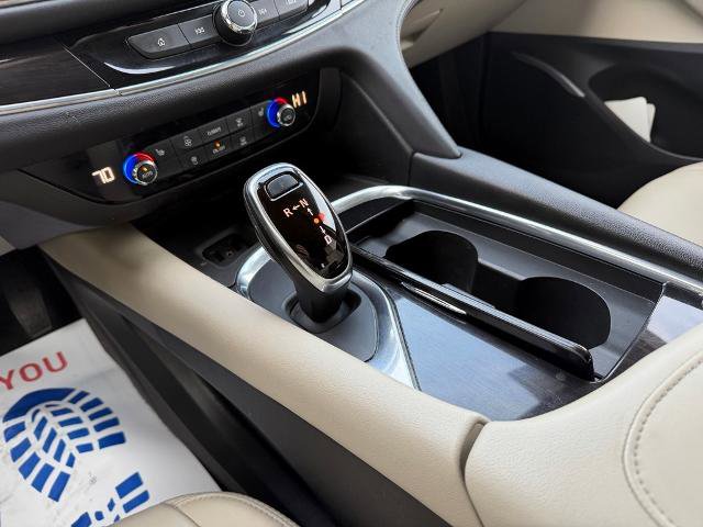 Used 2019 Buick Enclave Essence image 19