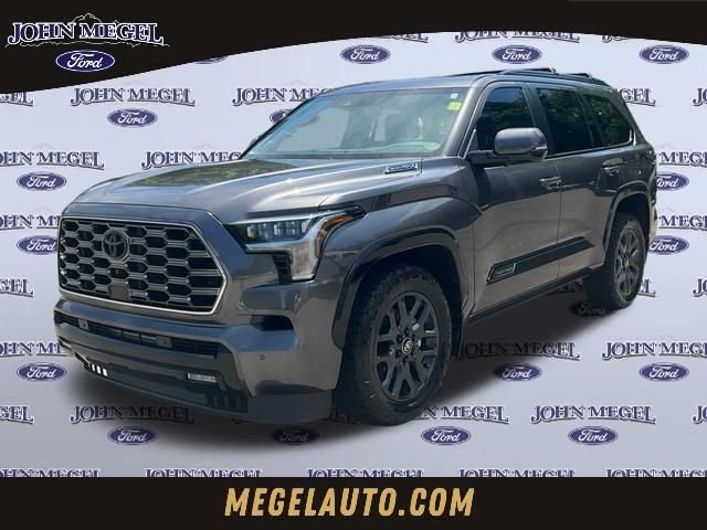 Used 2025 Toyota Sequoia Platinum AWD/4WD image 1