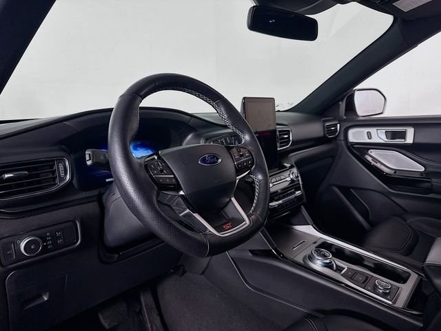 Certified 2022 Ford Explorer ST w/ Equipment Group 401A image 9