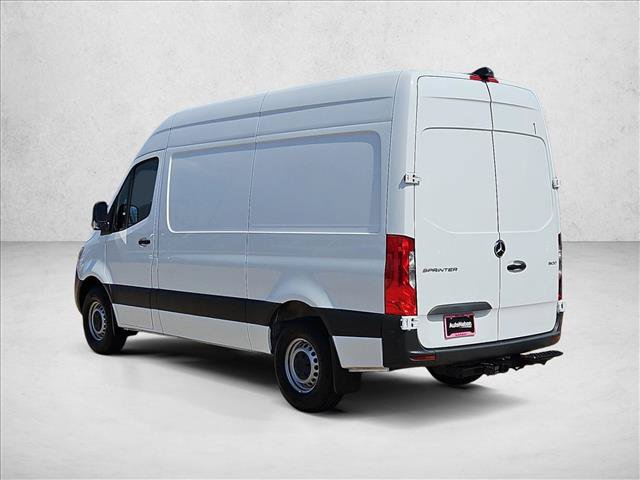 Used 2023 Mercedes-Benz Sprinter 1500 image 8