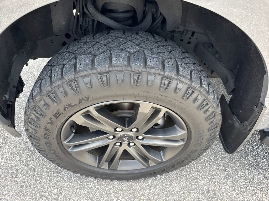 Certified 2021 Ford F150 Lariat w/ Equipment Group 502A High image 13