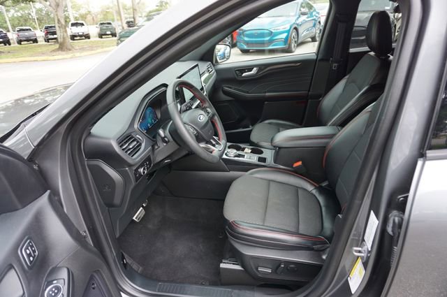 Certified 2023 Ford Escape ST-Line Select w/ Tech Pack #2 AWD/4WD image 24