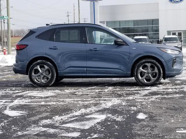 Certified 2023 Ford Escape ST-Line w/ Tech Pack #1 image 2