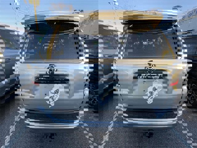 Used 2024 Toyota 4Runner TRD Off-Road image 3