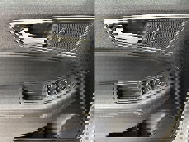 Certified 2021 Ford Edge SEL w/ Convenience Package image 5