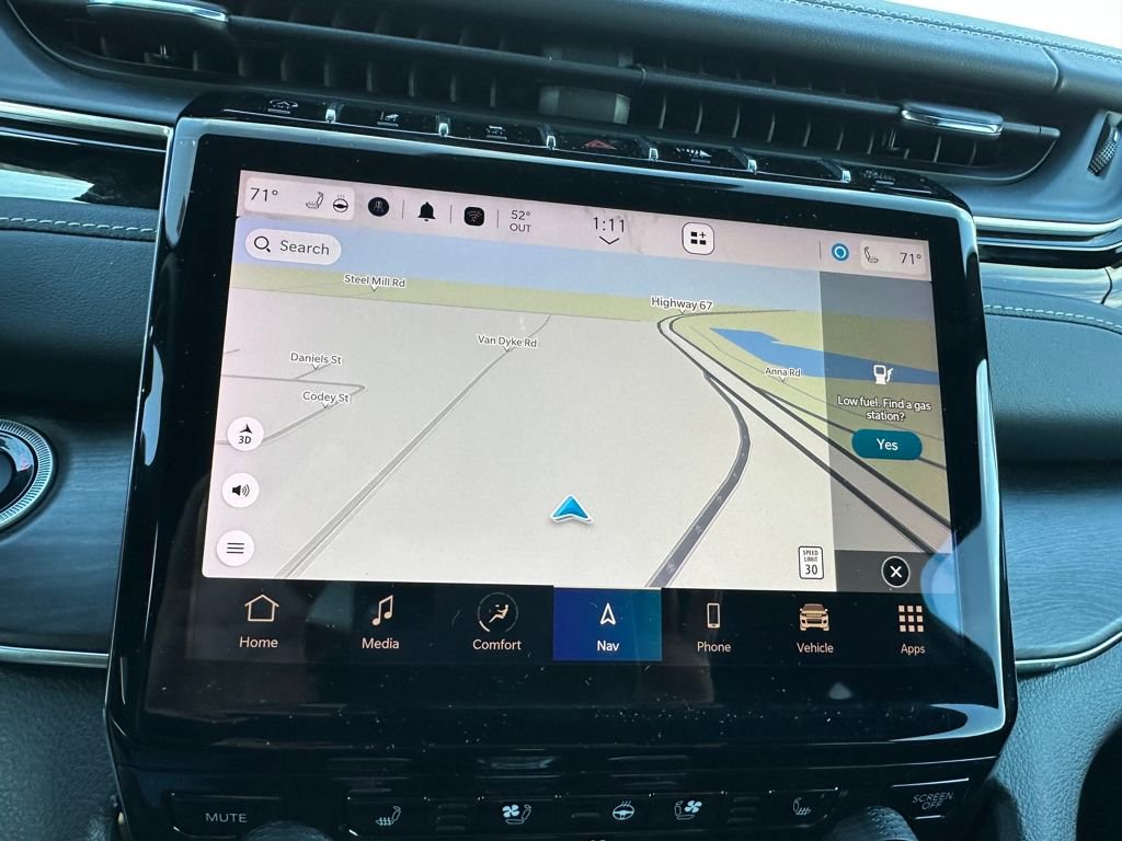 Used 2023 Jeep Grand Cherokee Overland w/ Luxury Tech Group IV image 11