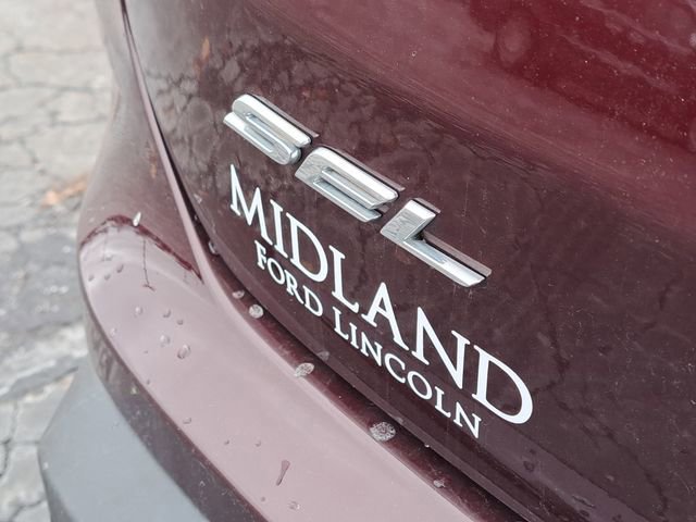 Certified 2022 Ford Edge SEL w/ Convenience Package image 8