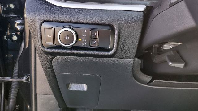Certified 2023 Ford Explorer XLT w/ Equipment Group 202A AWD/4WD image 14