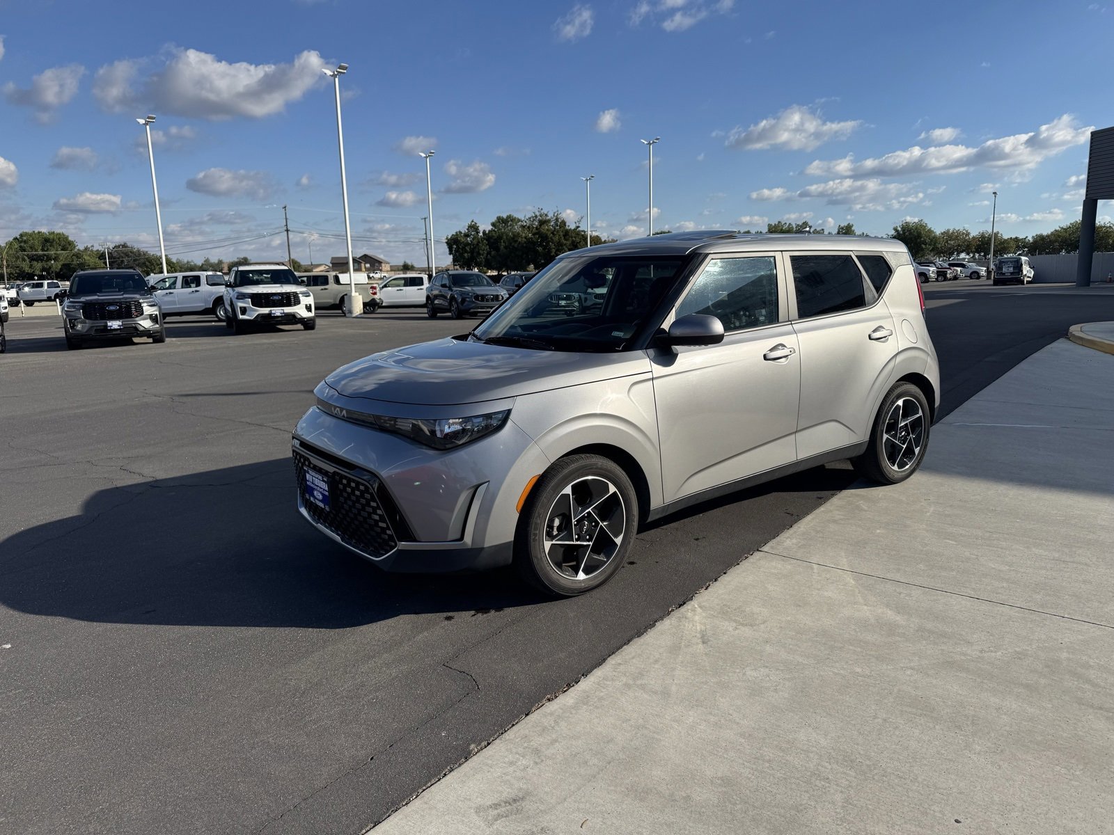 Used 2023 Kia Soul EX image 8