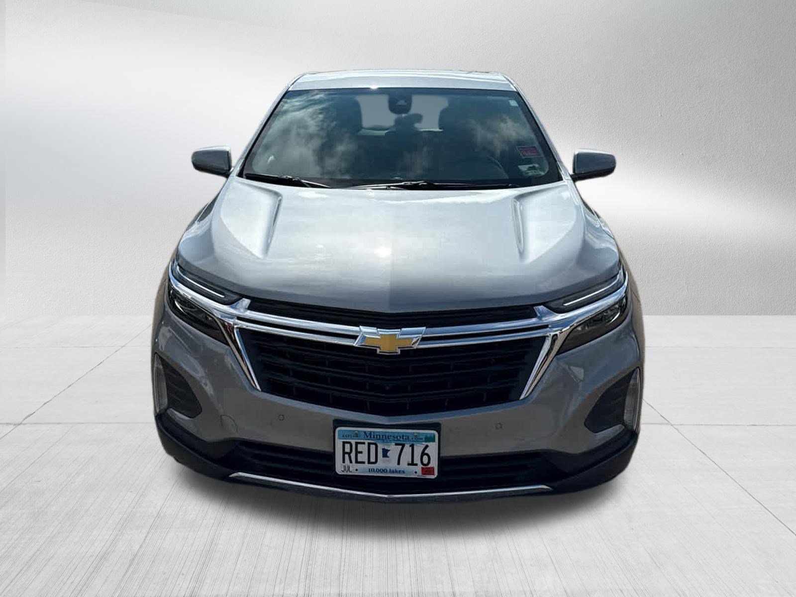 Used 2024 Chevrolet Equinox LT AWD/4WD image 2