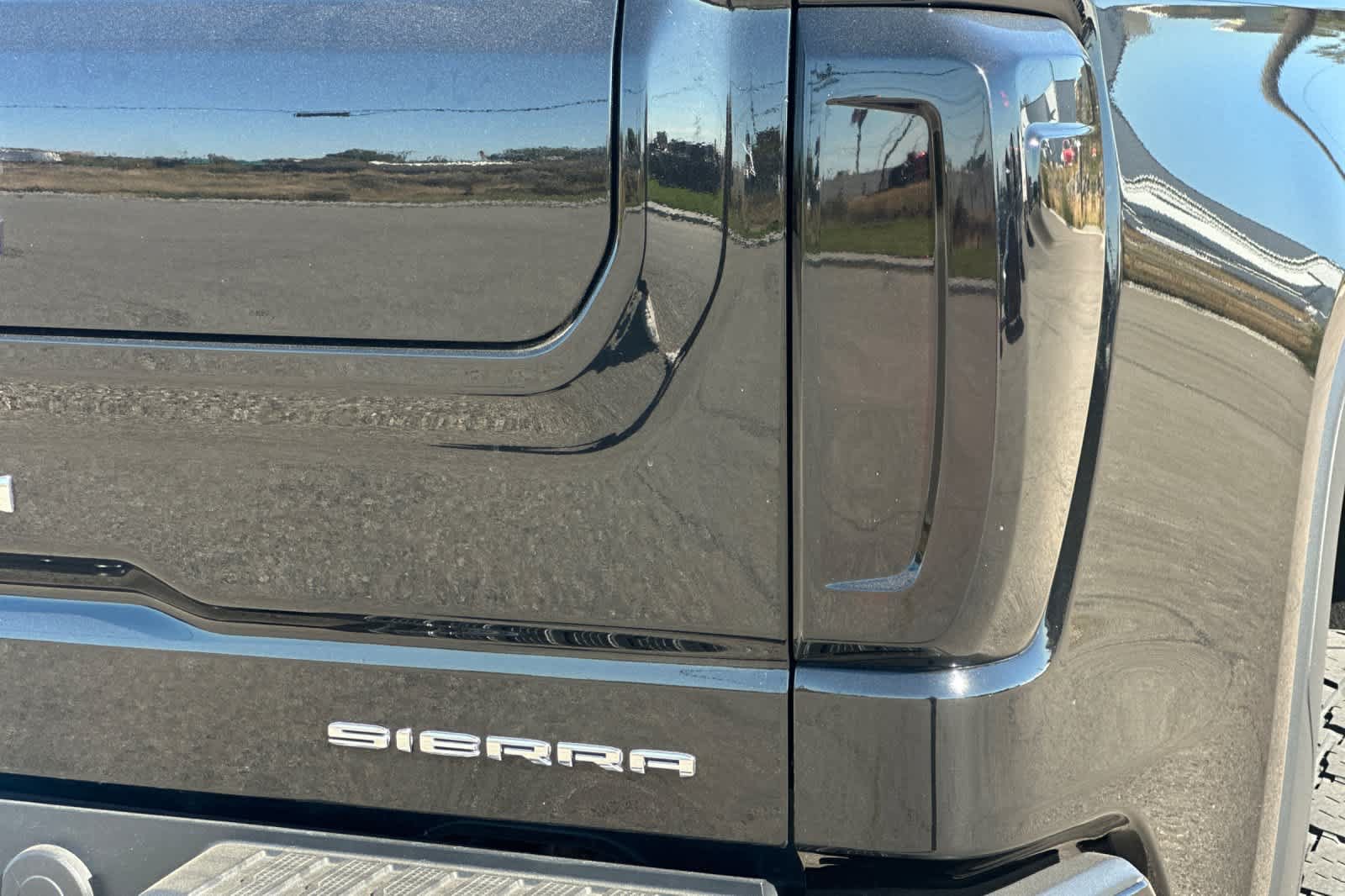 Used 2019 GMC Sierra 1500 Denali w/ Denali Ultimate Package AWD/4WD image 27