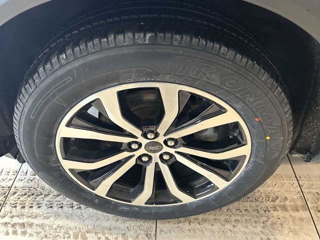 Certified 2023 Ford Explorer ST-Line image 32