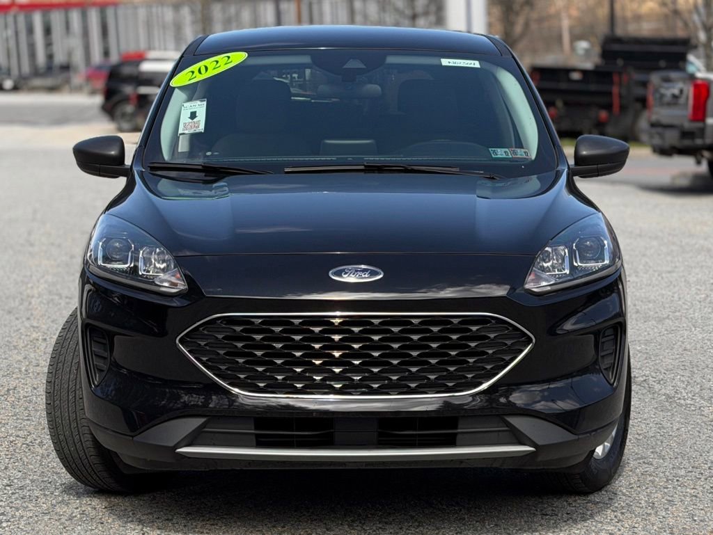 Certified 2022 Ford Escape SE w/ Convenience Package AWD/4WD image 2