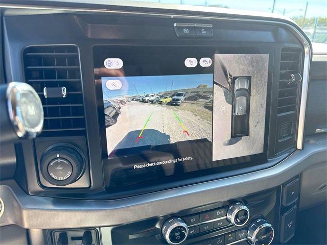 Certified 2025 Ford F350 Platinum w/ Platinum Plus Package image 28