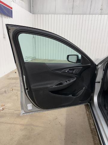 Used 2021 Chevrolet Malibu LT image 8