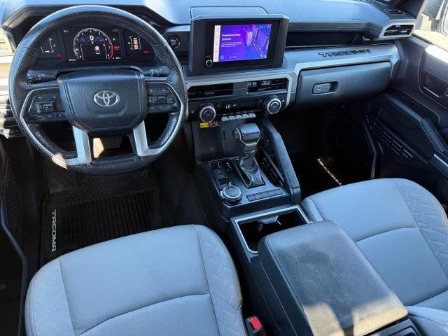 Used 2024 Toyota Tacoma SR5 AWD/4WD image 12