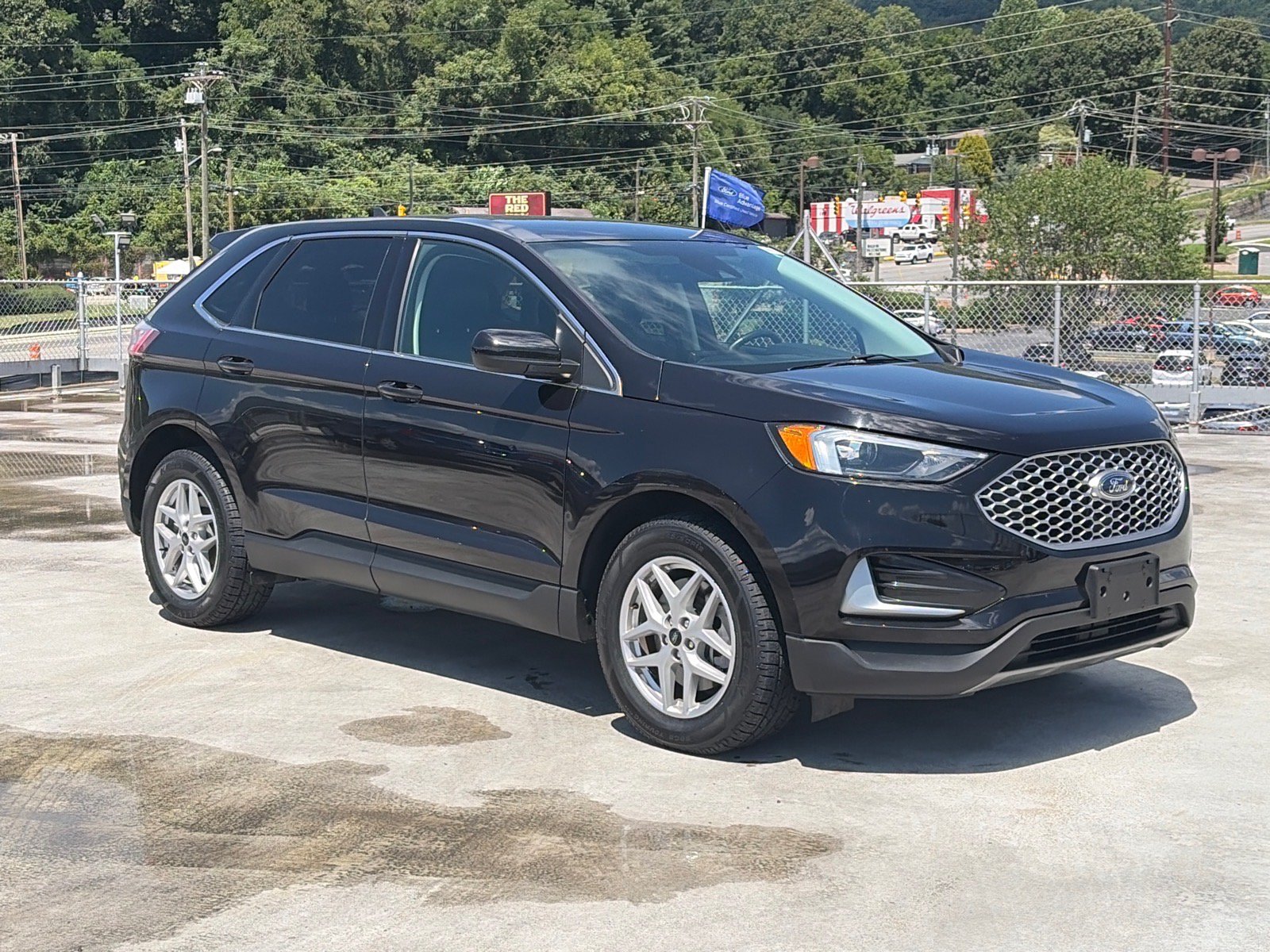 Certified 2024 Ford Edge SEL