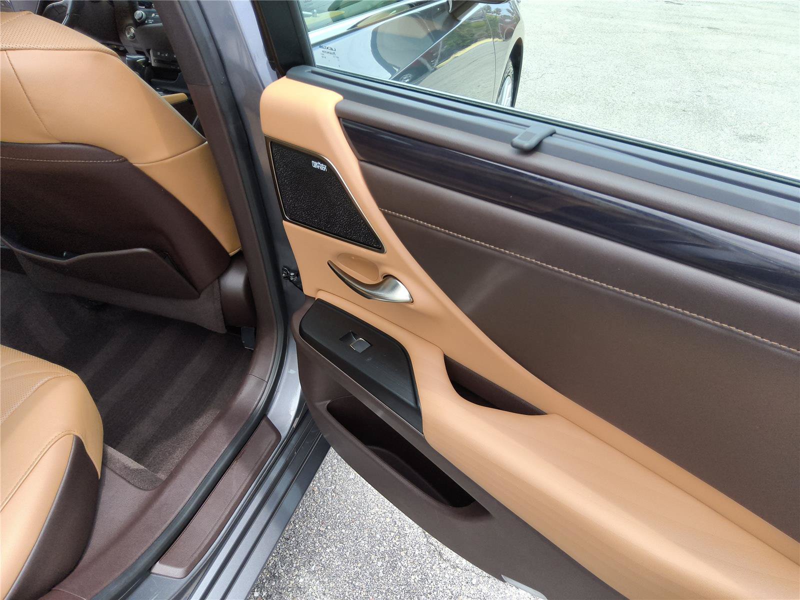Used 2021 Lexus ES 350 Ultra Luxury FWD image 24