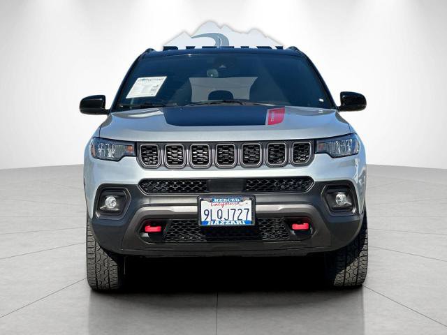 Used 2024 Jeep Compass Trailhawk AWD/4WD image 8