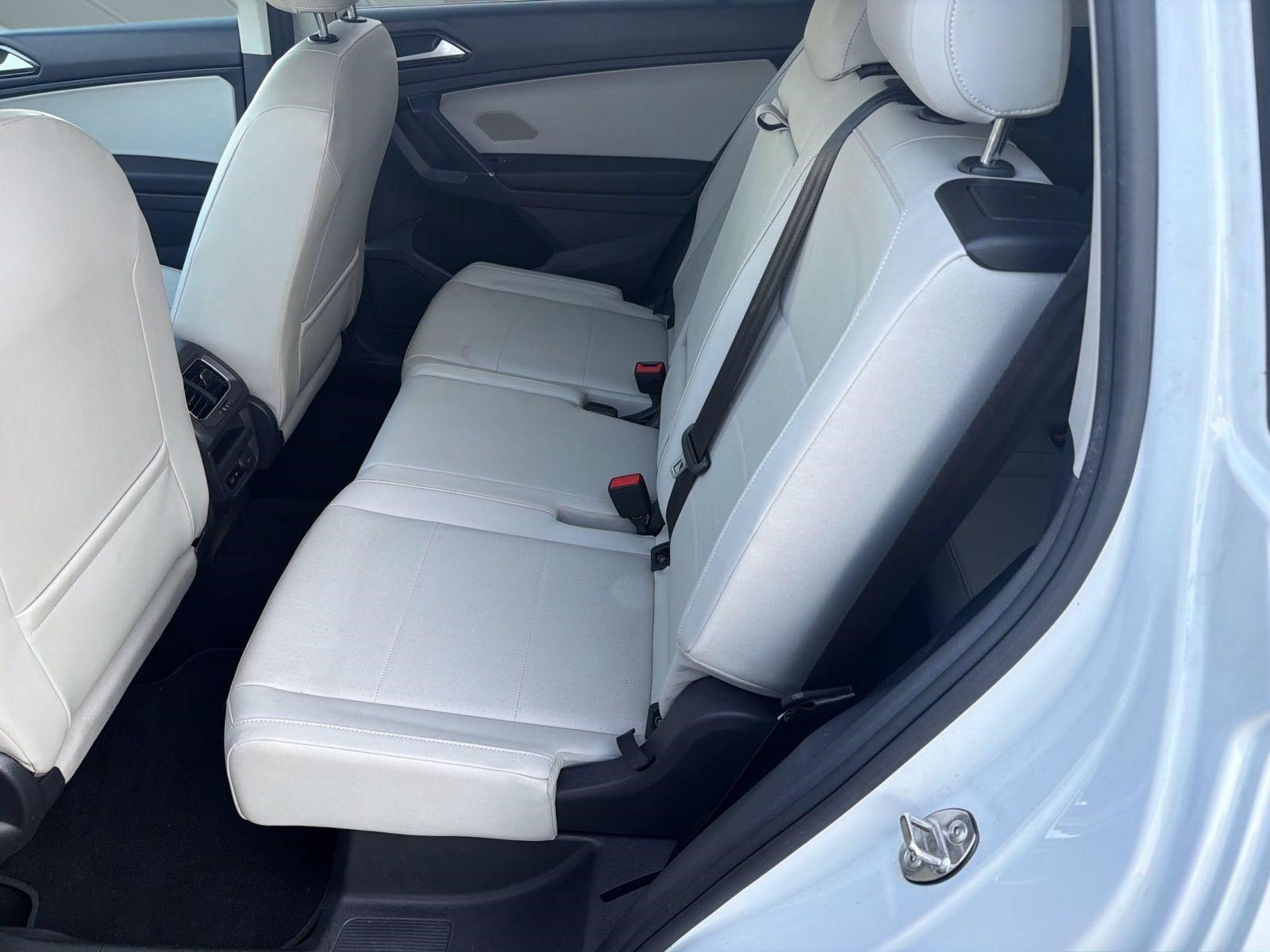 Used 2018 Volkswagen Tiguan SEL FWD image 22