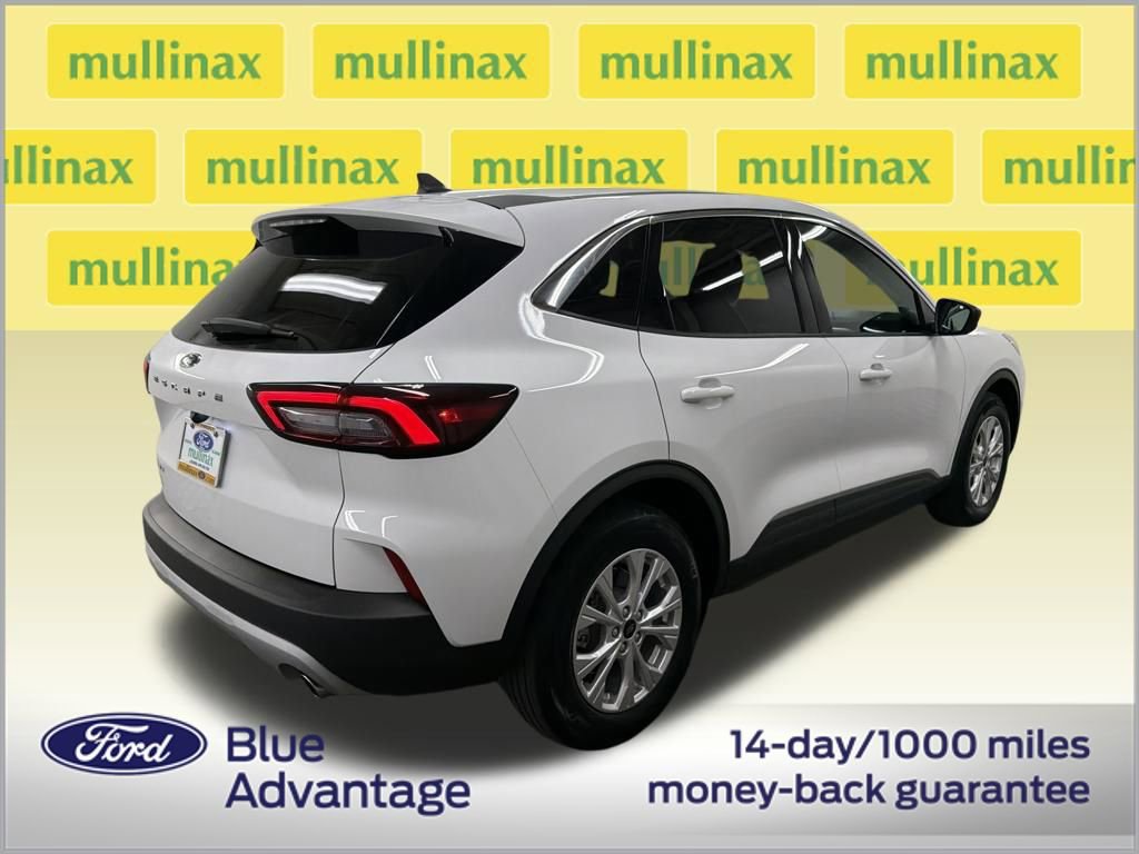 Certified 2024 Ford Escape Active image 3