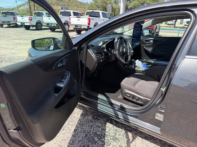 Used 2018 Chevrolet Malibu LT FWD image 10