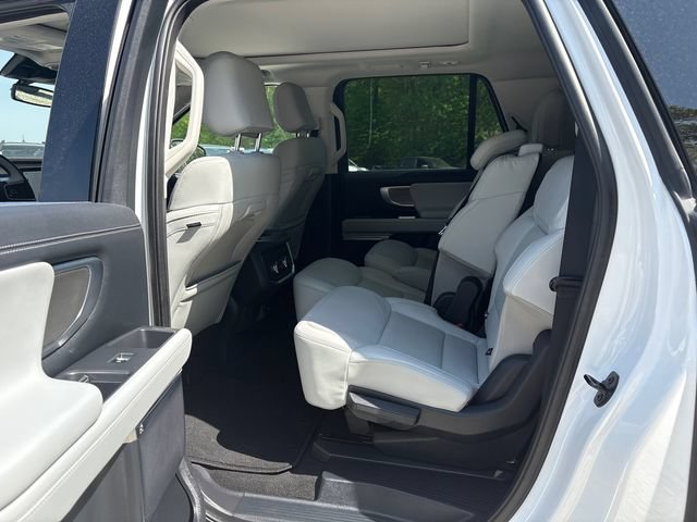Certified 2025 Ford Expedition Max Platinum AWD/4WD image 15