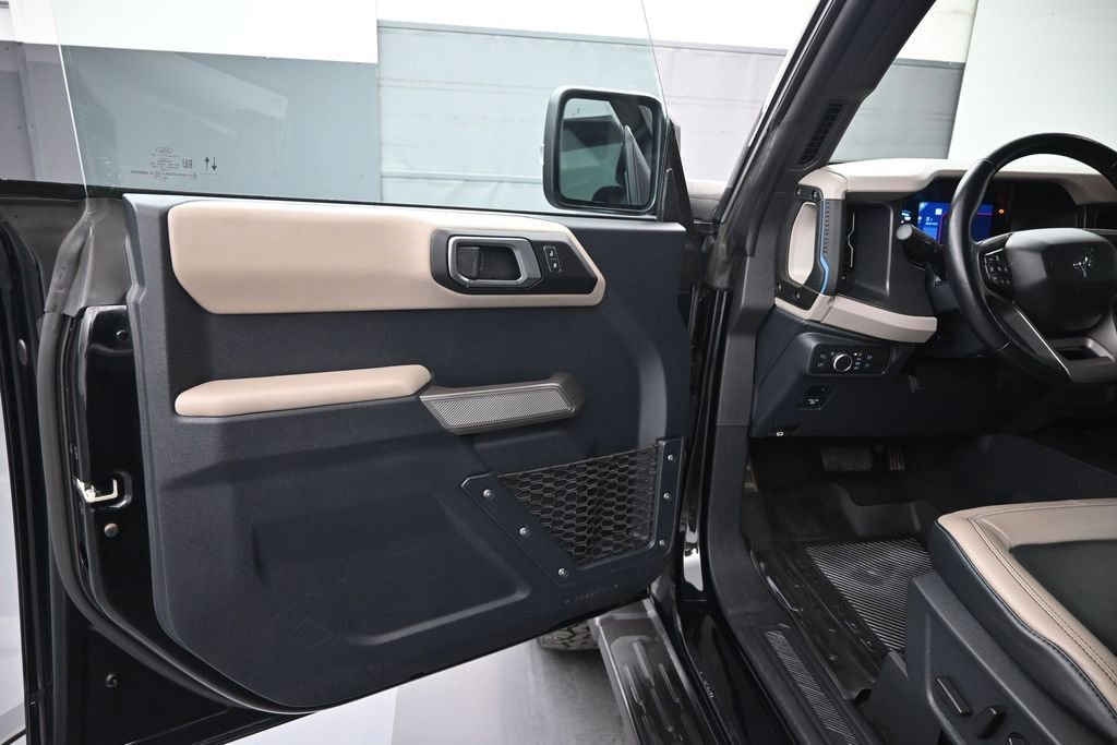 Certified 2022 Ford Bronco Wildtrak AWD/4WD image 14