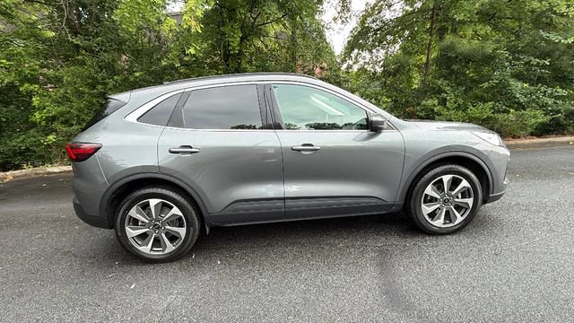 Certified 2024 Ford Escape Platinum AWD/4WD image 8