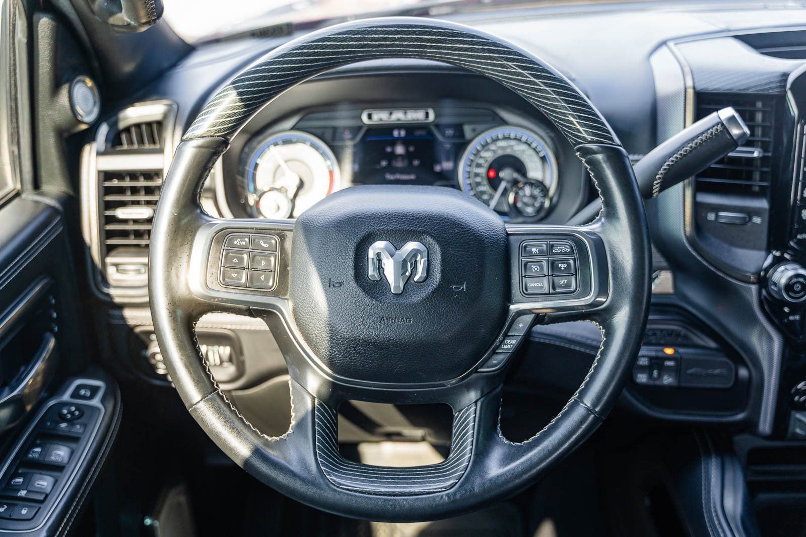 Used 2020 RAM 2500 Limited image 23