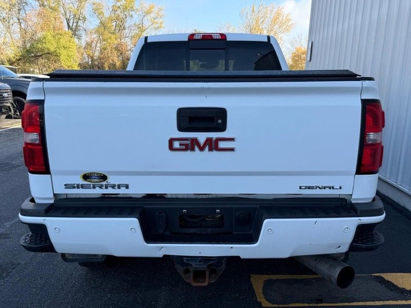 Used 2019 GMC Sierra 2500 Denali w/ Duramax Plus Package image 4