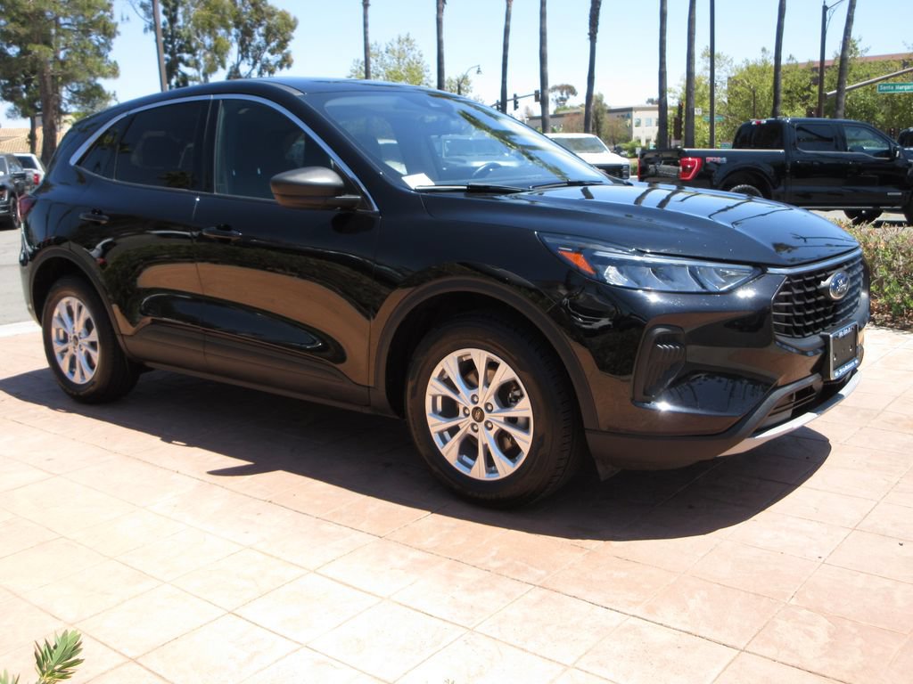 Certified 2024 Ford Escape Active FWD image 6
