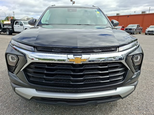 Used 2025 Chevrolet TrailBlazer LT w/ Convenience Package FWD image 8