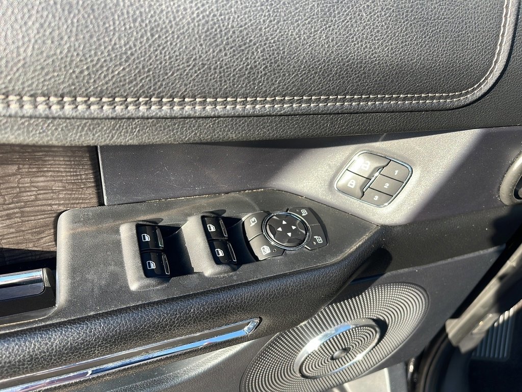 Certified 2021 Ford Expedition Limited image 9