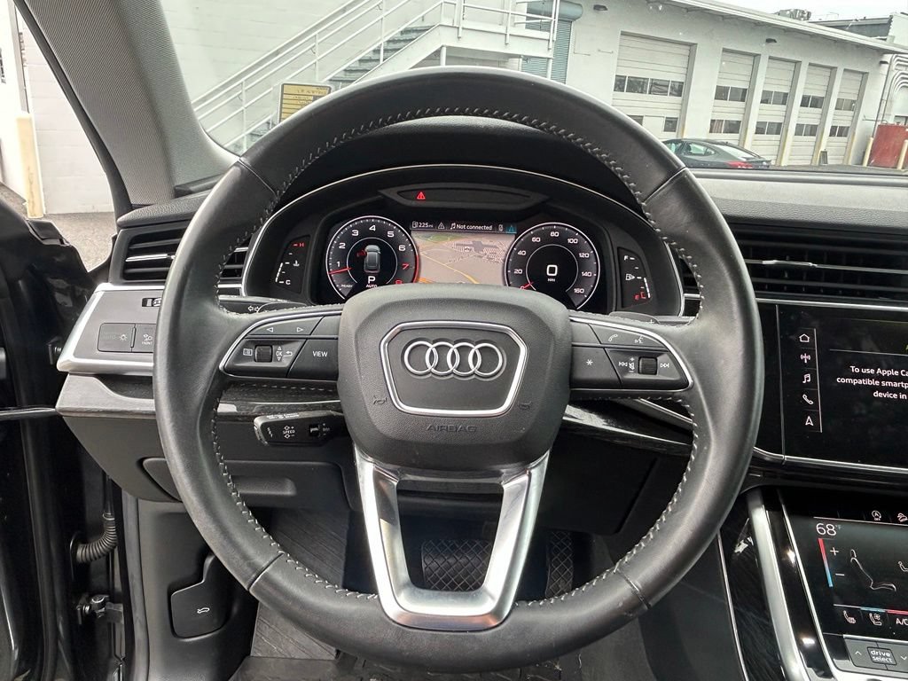 Used 2020 Audi Q8 Premium Plus AWD/4WD image 15