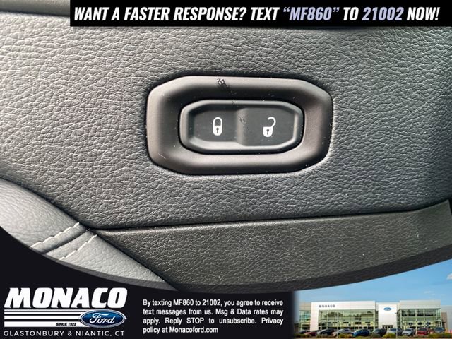 Used 2019 Jeep Wrangler Unlimited Sahara AWD/4WD image 17