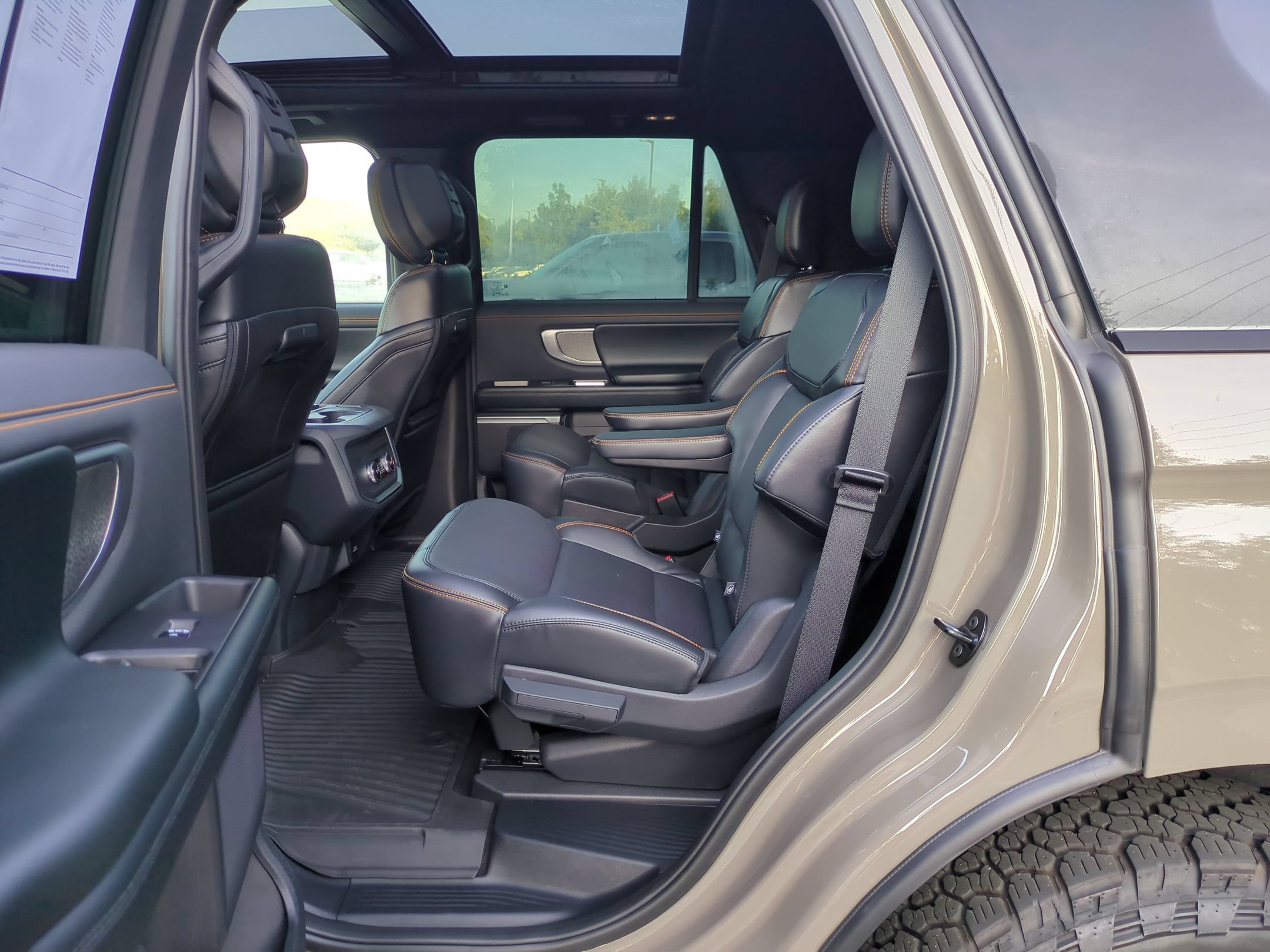 Certified 2026 Ford Expedition Tremor AWD/4WD image 28