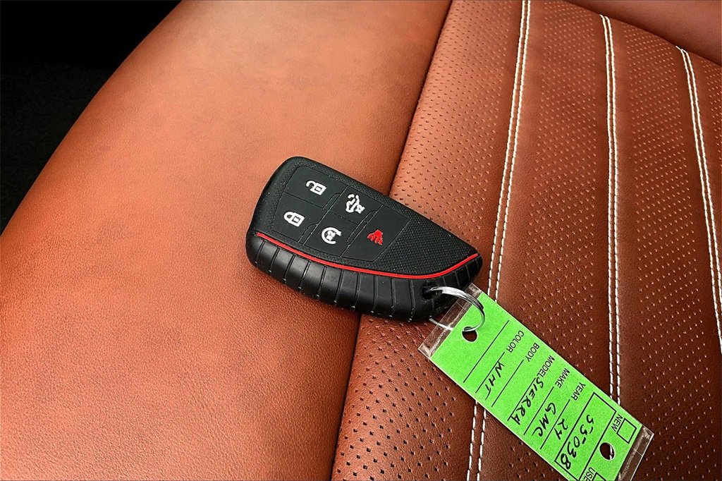 Used 2024 GMC Sierra 1500 Denali Ultimate image 13