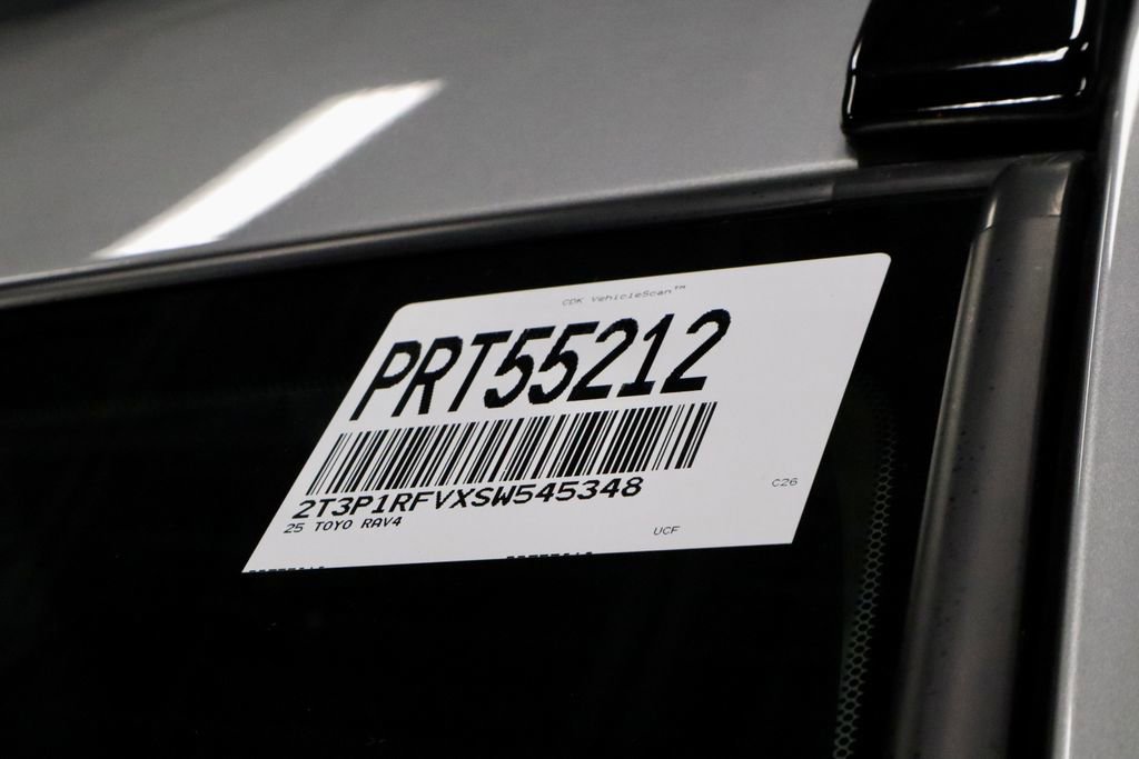 Used 2025 Toyota RAV4 XLE image 32