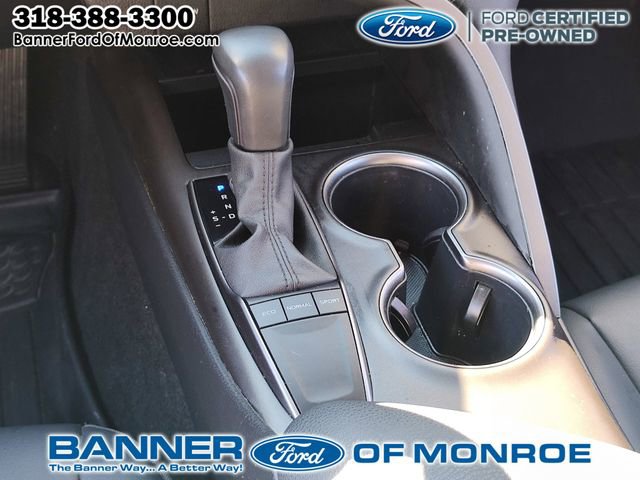 Used 2024 Toyota Camry SE image 19