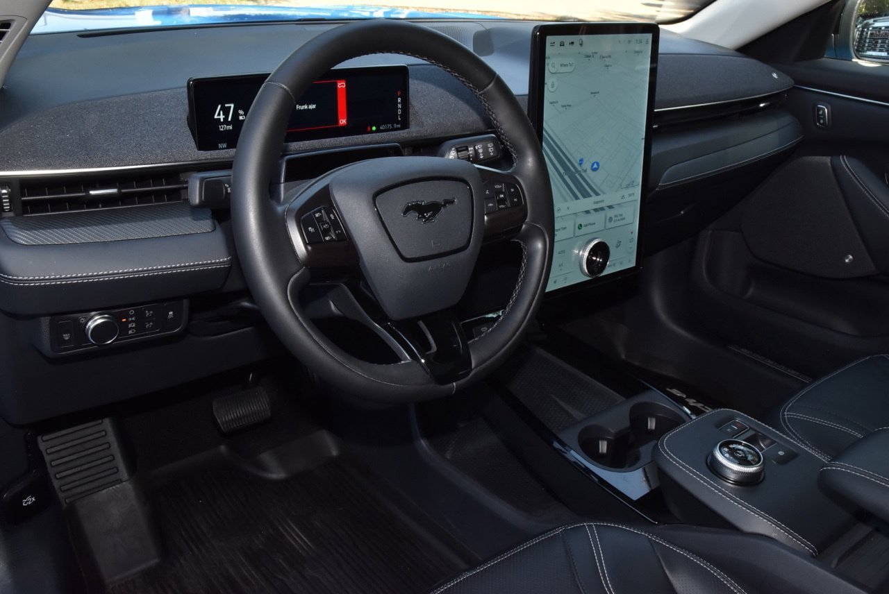 Certified 2022 Ford Mustang Mach-E Premium AWD/4WD image 33