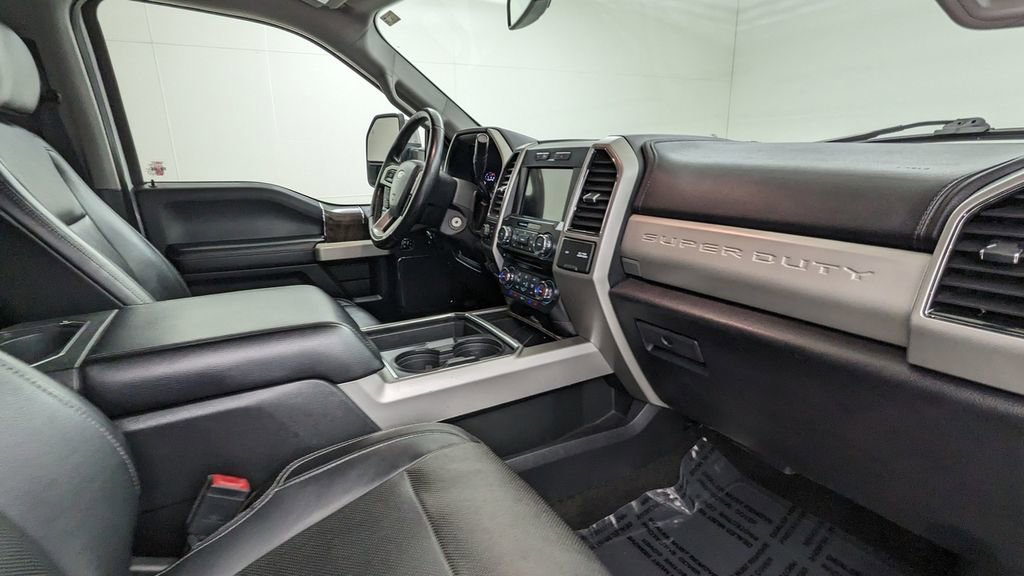 Certified 2018 Ford F250 Lariat w/ Chrome Package image 40