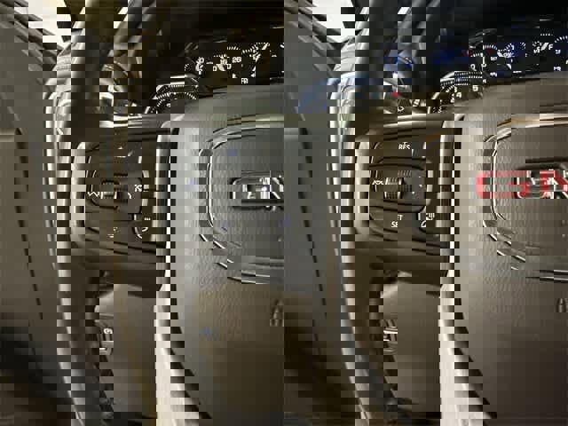 Used 2019 GMC Sierra 1500 SLT w/ SLT Convenience Package image 8