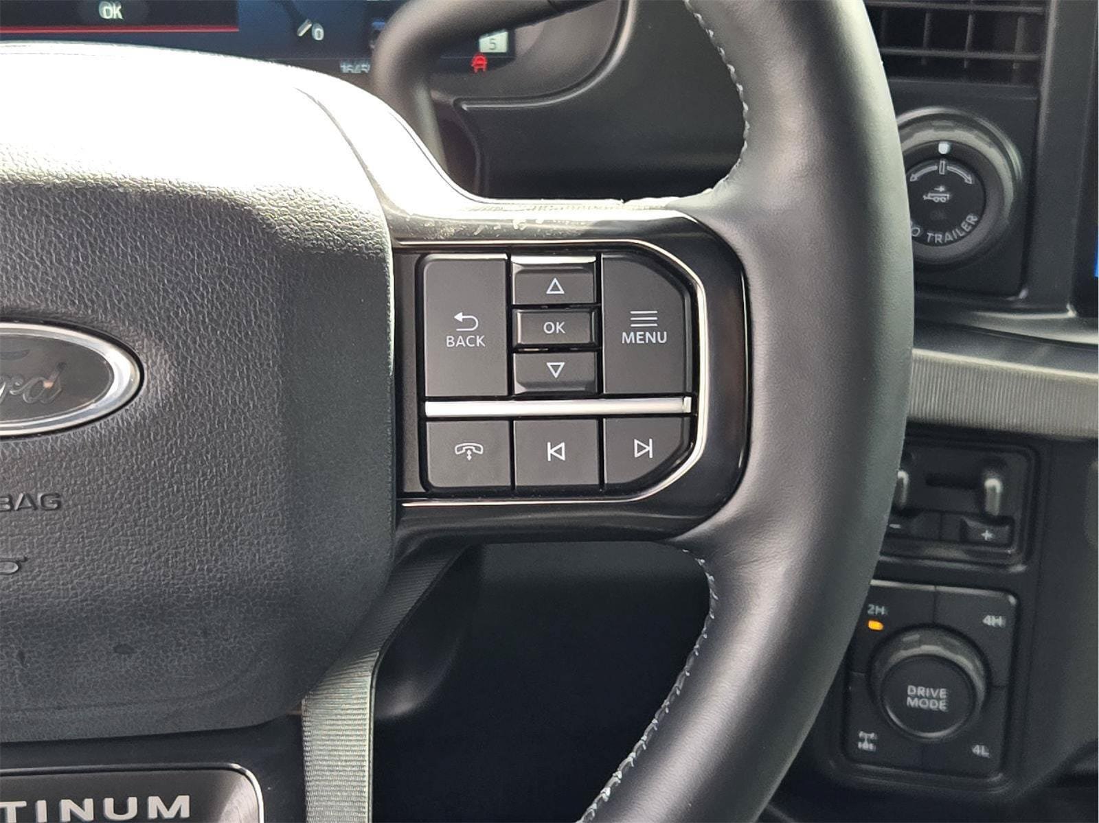 Certified 2025 Ford F250 Platinum AWD/4WD image 27