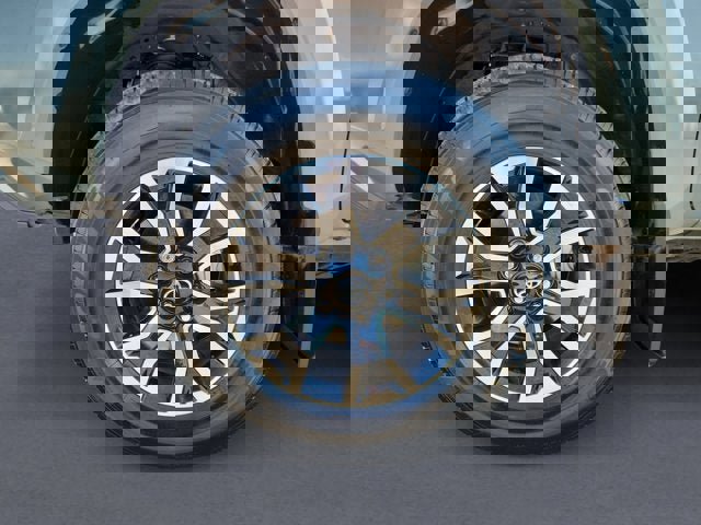 Used 2023 Toyota Tacoma TRD Sport w/ Advanced Technology Package AWD/4WD image 14