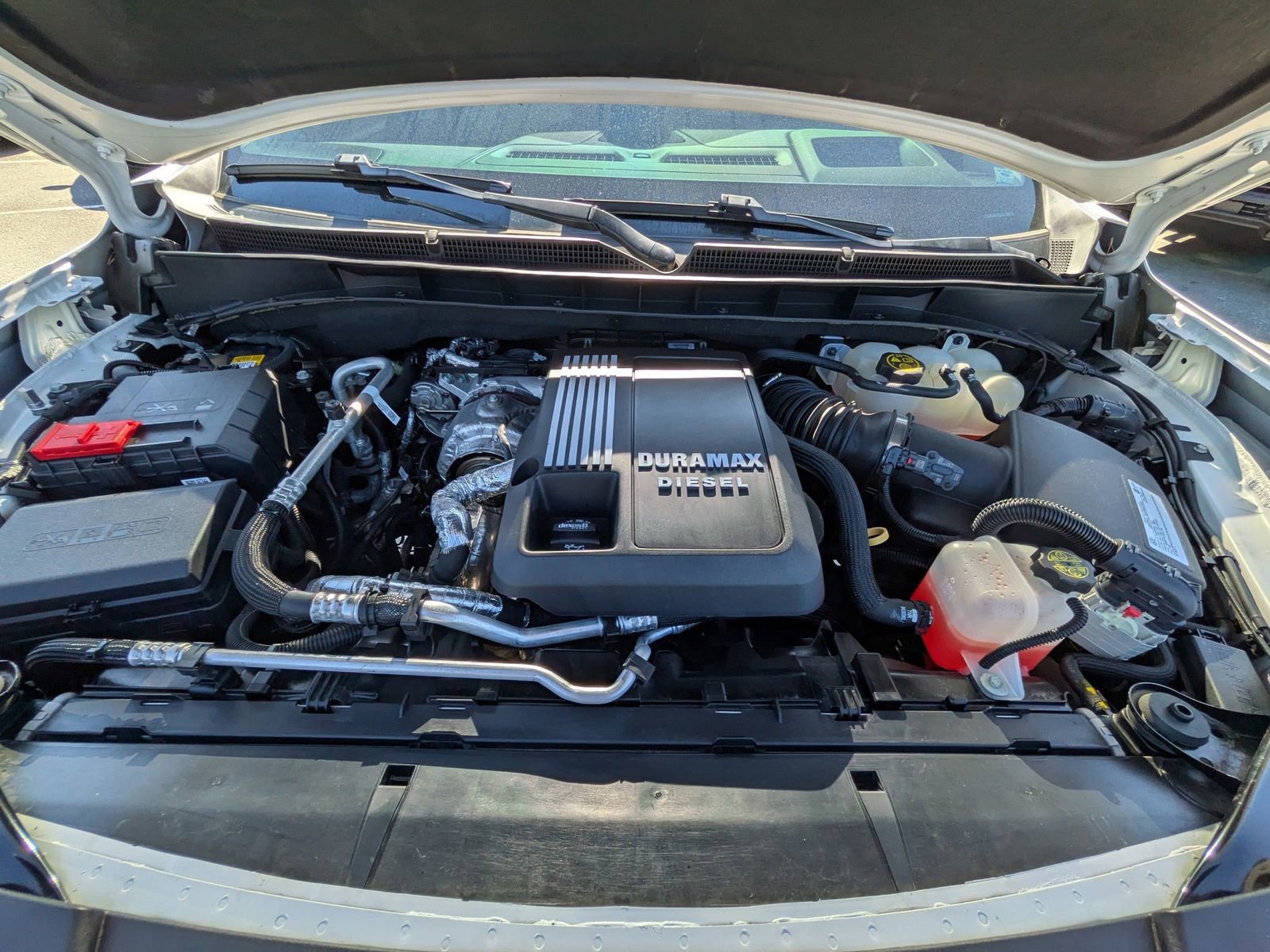 Used 2021 GMC Yukon Denali w/ Denali Premium Package image 5