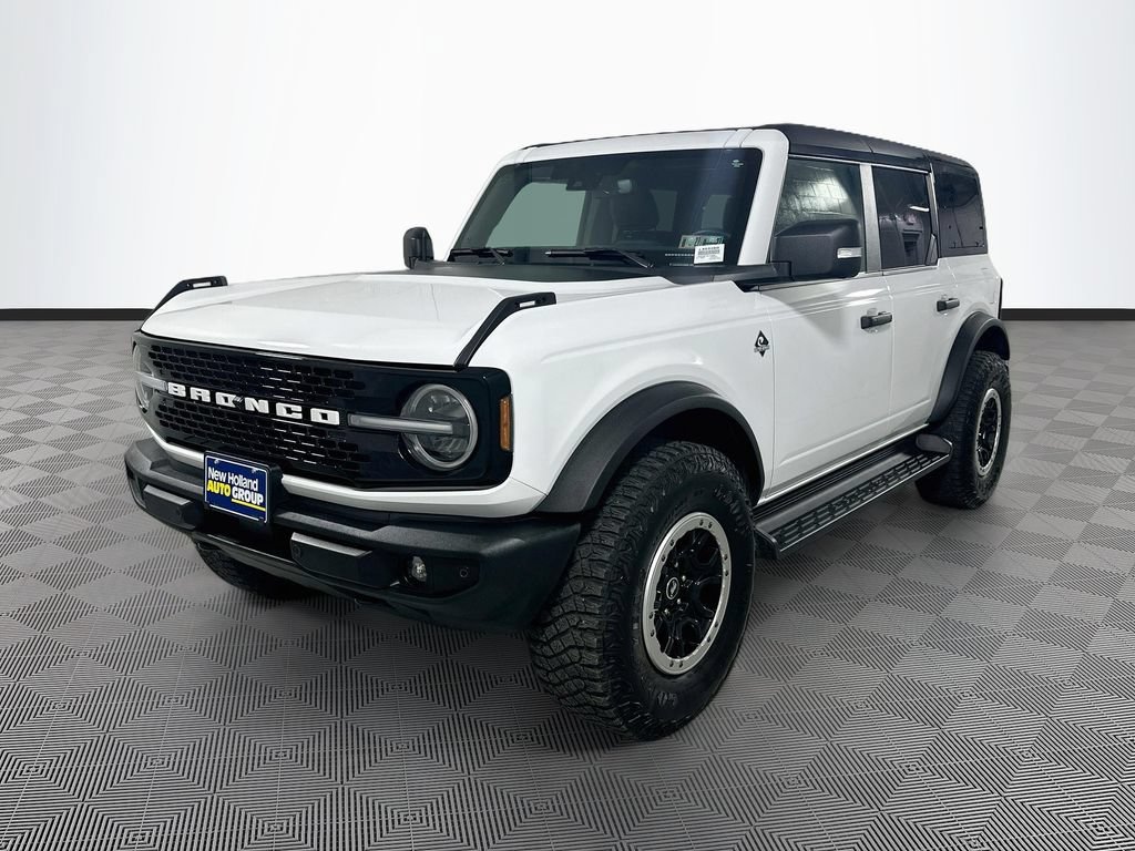 Certified 2025 Ford Bronco Outer Banks AWD/4WD image 3