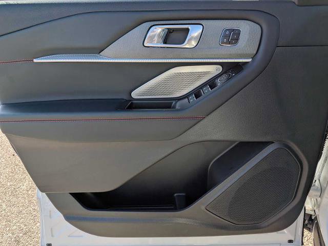 Certified 2025 Ford Explorer ST AWD/4WD image 15