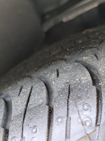 Certified 2022 Ford Mustang GT Premium w/ Black Accent Package image 9