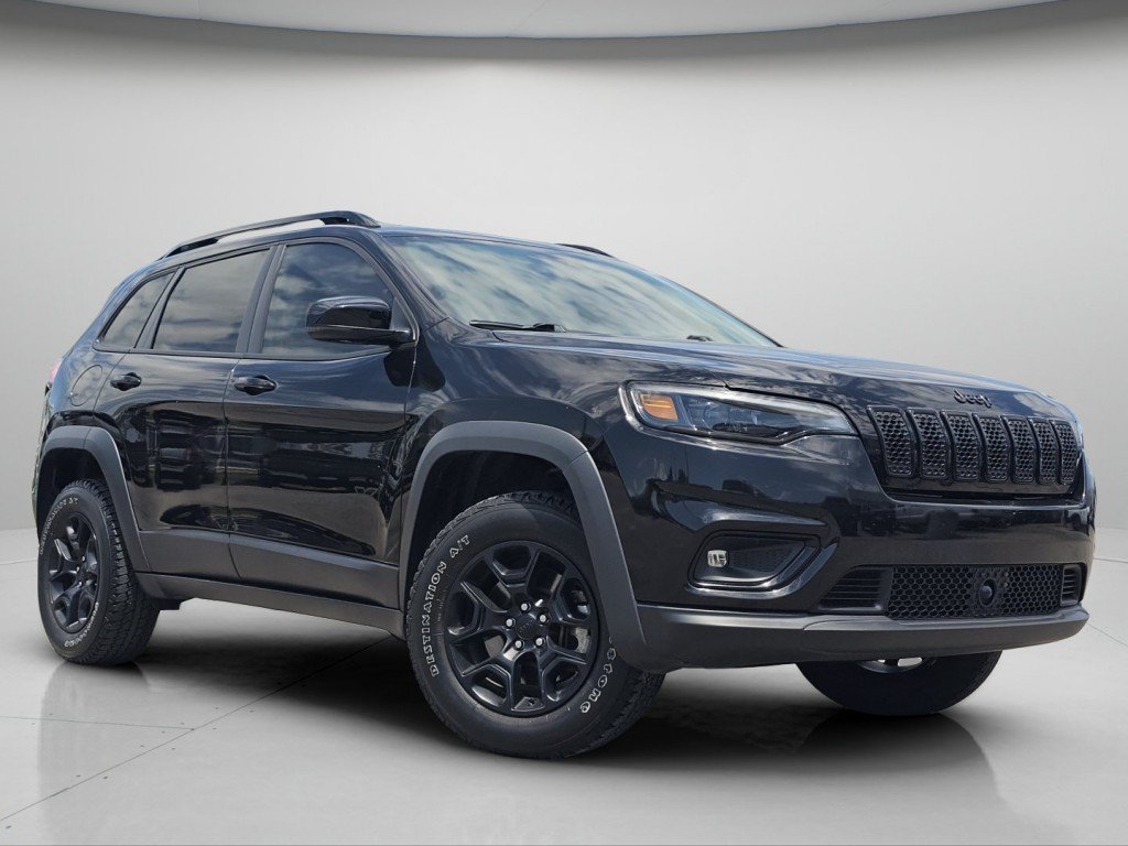 Used 2022 Jeep Cherokee Latitude w/ Trailer Tow Group AWD/4WD image 2